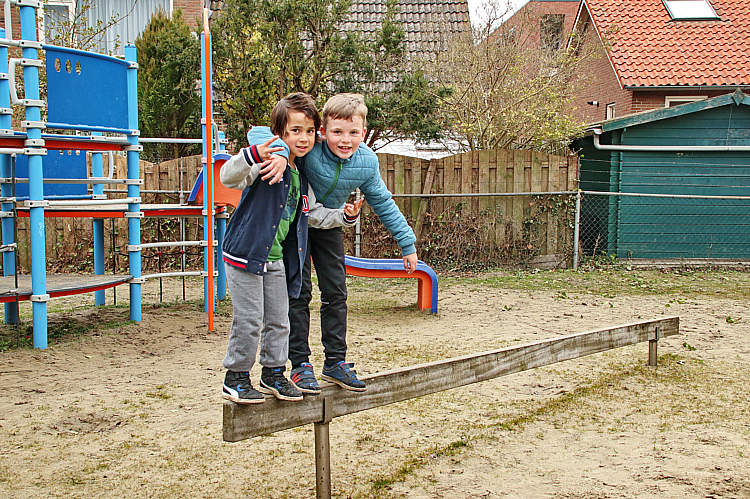 Paaseieren zoeken en spelmiddag_39